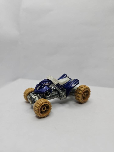 5d0517775ef0.jpg