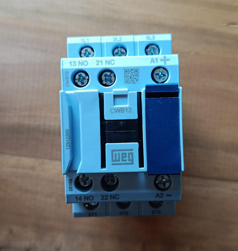007 10485872 Contactor WEG 25A B 4 4.jpg