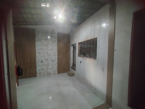 892b0706a8b3.jpg