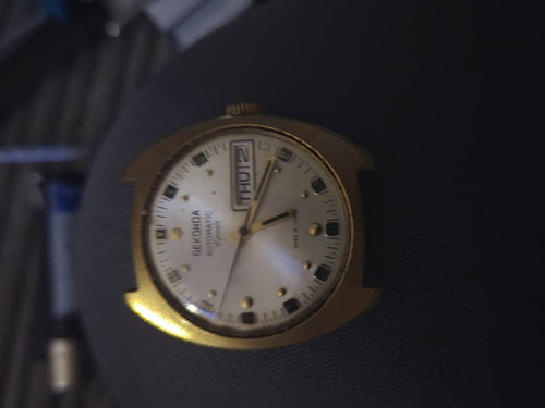 1321098270c2.jpg