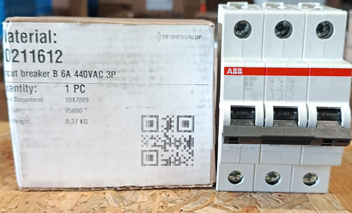 094 10211612 Circuit breaker B 6A 440VAC 3P.jpg