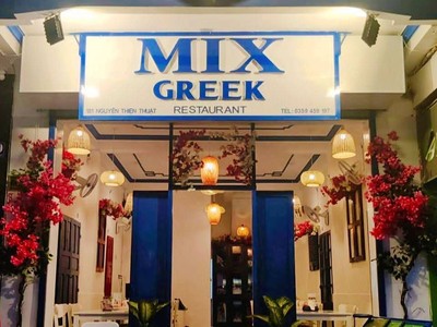 MIX Greek Restaurant 1.jpg