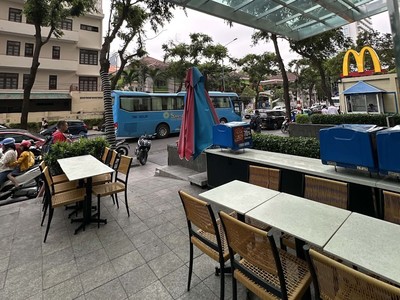 Domino's Pizza Nha Trang Center 3.jpg