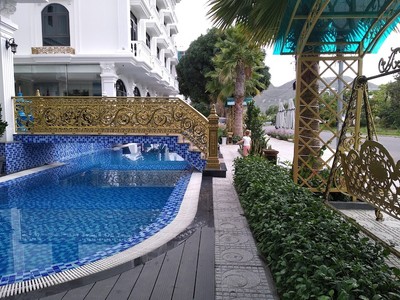Crown Nguyen Hoang Hotel 4.jpg