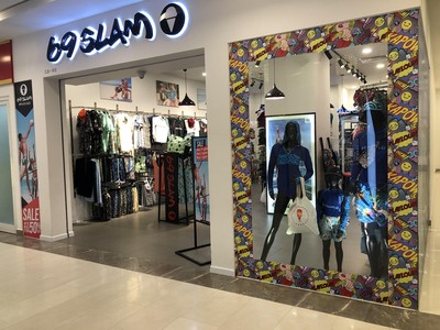 69 SLAM (Vincom Plaza) 5.jpg
