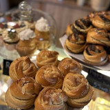 Shama book bakery 2