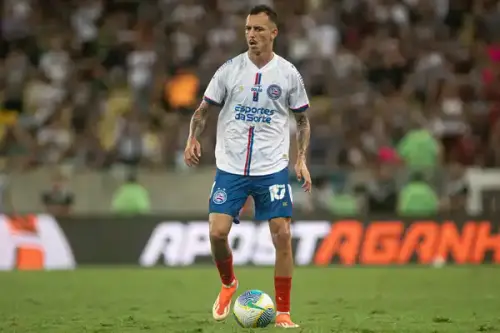 NOVO LATERAL CHEGOU! São Paulo formaliza contratação, mas enfrenta obstáculos no BID