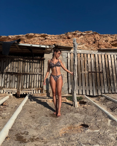 nereaotbikinie (1).jpg