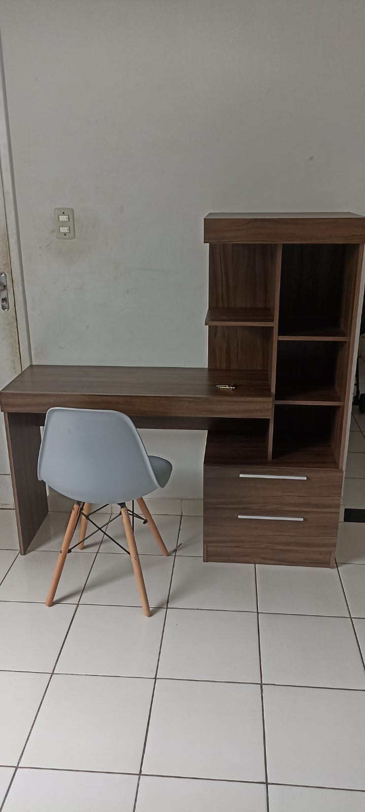 Foto de trabalho de Emerson montador de móveis no Indica Sergipe