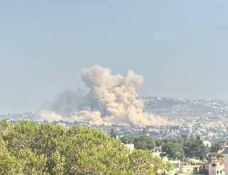 الاحتلال ينفذ تفجيراً كبيراً في بلدة "كفر تبنيت" جنوب لبنان....