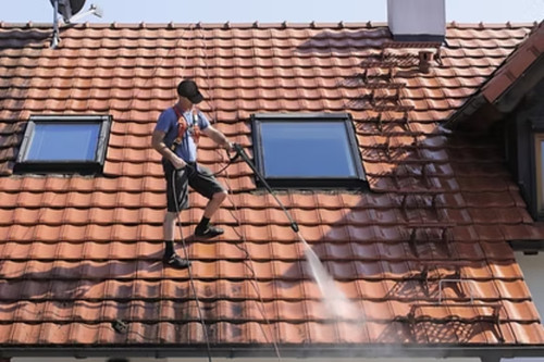 gutter cleaning christchurch.jpg