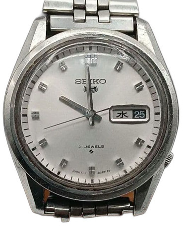 m16209694466 1 bg removed.jpg