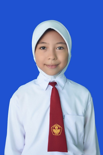 AINIYAH FAIDAH ZAHRA.jpg