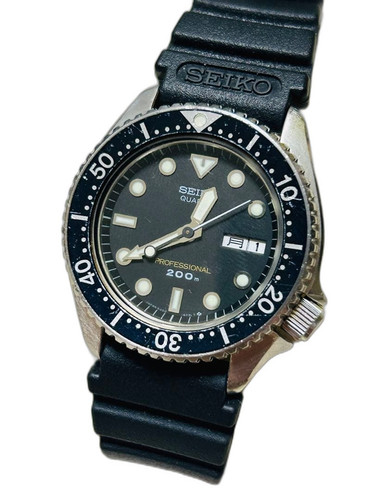 m21527713689 1 bg removed.jpg