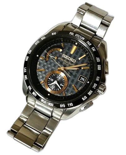 m48813446815 1 bg removed.jpg