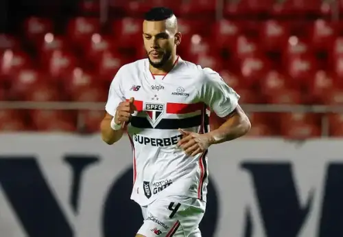 Dória encerra vínculo com o São Paulo após 11 partidas