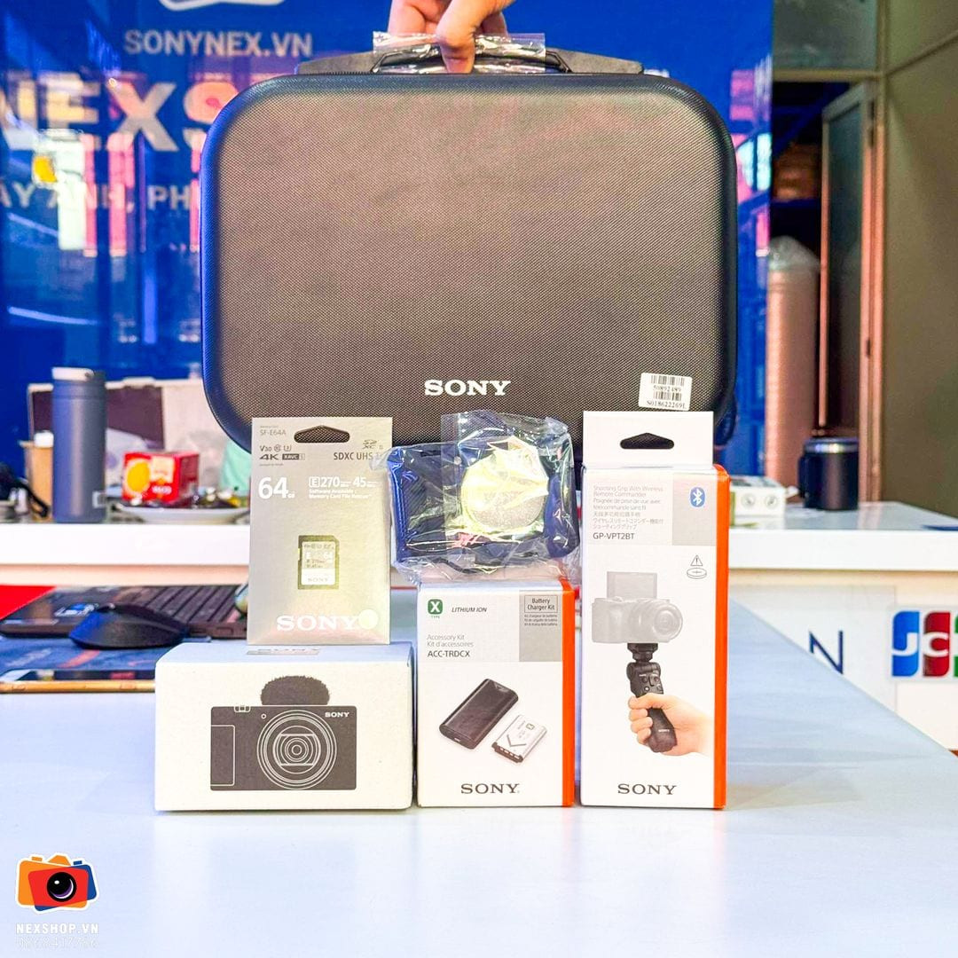 Các cổng kết nối và pin của Sony ZV-1M2