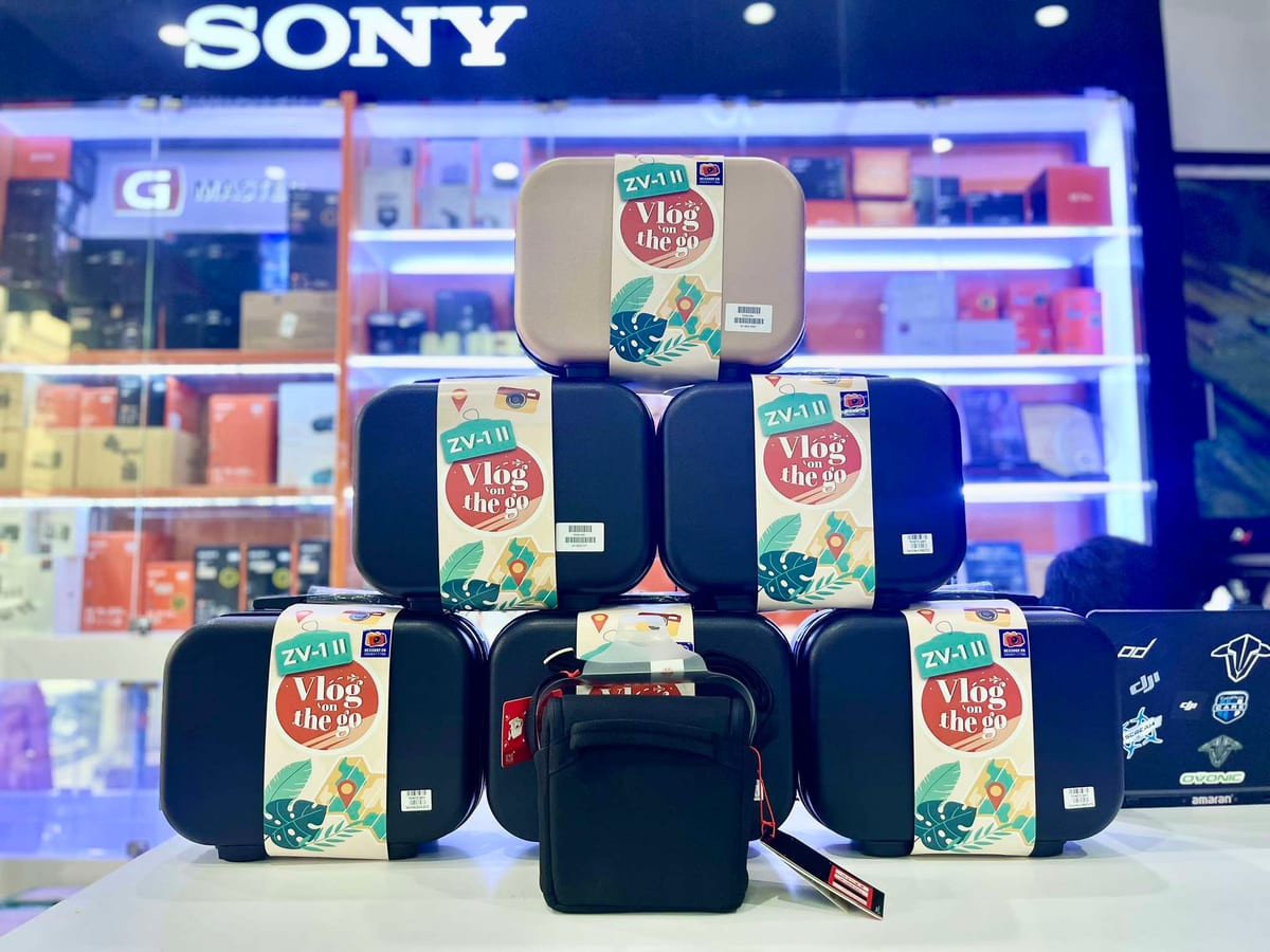 Máy ảnh Sony ZV-1M2 chuyên dụng cho vlogger
