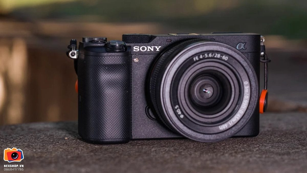 Sony A7C với ống kính nhỏ gọn, lựa chọn lý tưởng cho người mới bắt đầu và nhiếp ảnh hàng ngày.