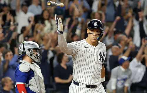 Yankees PLAY.jpg