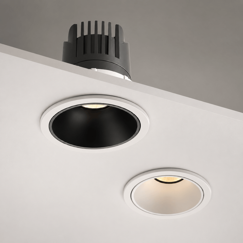 iDL33 den led downlight am tran chieu diem philips inside idl33 cri 90 ip44 8w 10w 12w (5).png