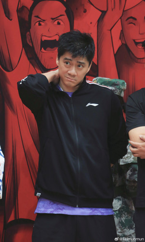 ecc3d8f8gy1iebnigstpdj229o3sf7wj.jpg