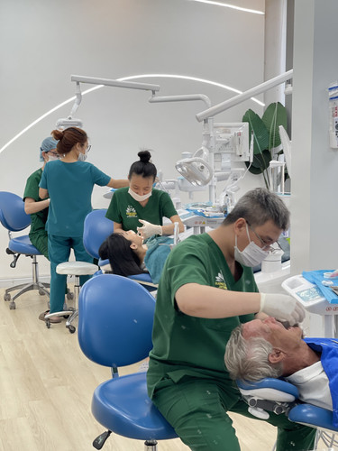 da nang dentist.jpg