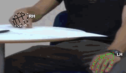 9d8c06693e17.gif