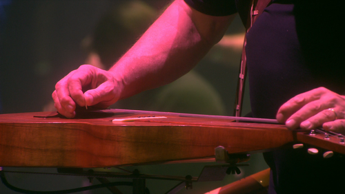 David.Gilmour.Remember.That.Night.2007.1080p.BluRay.DD5.1.x264 R7Z.0:38:04.optimized=default.png