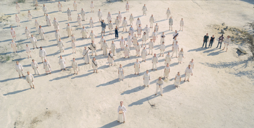 midsommar mise en uniformity.png