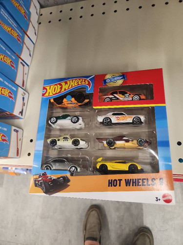 8486125759ce.jpg