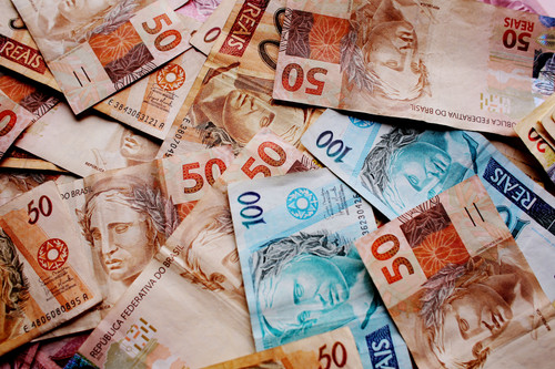 money paper note brand cash currency real brazil income finance salary banknote brazilian currency r.jpg