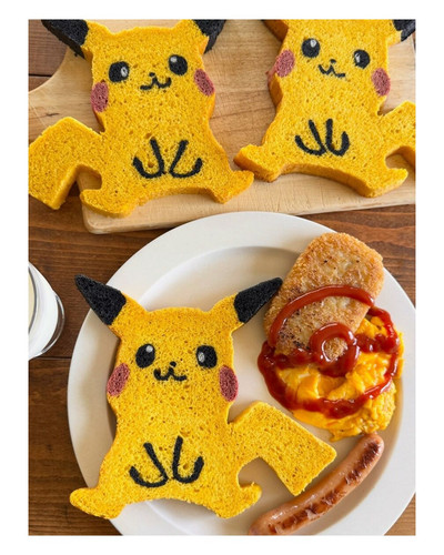 This Japanese Artist Turns Bread Into Beloved Pop Culture Characters And The Results Look Almost Too.jpg