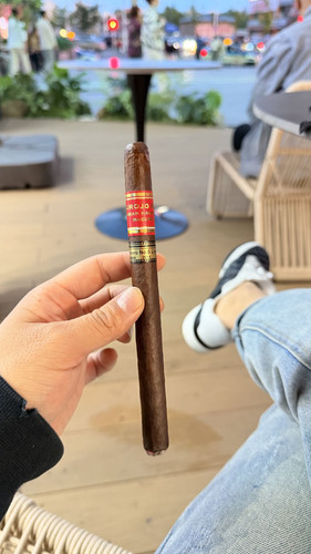 cigar.jpg