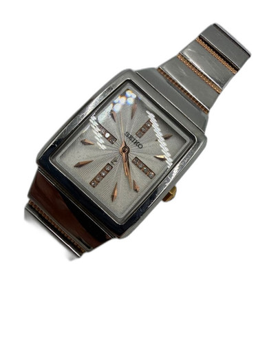 m58354795308 1 bg removed.jpg