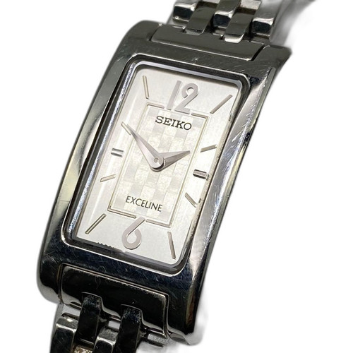 m32833957509 1 bg removed.jpg