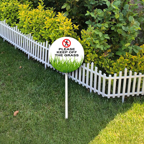 please keep off the grass 65001 4.png