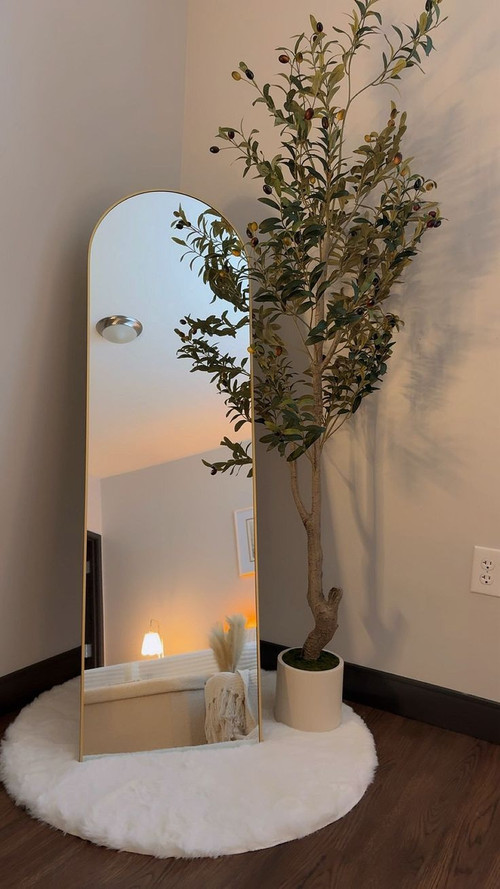 Vanity Mirror Aesthetic Ideas.jpg