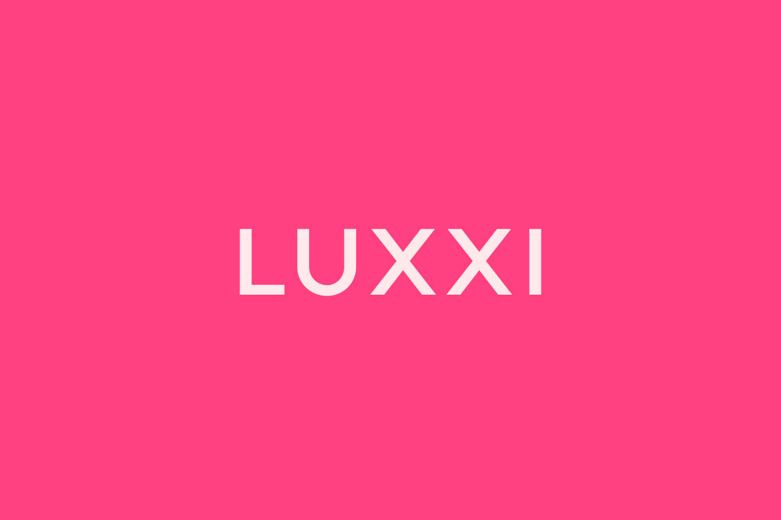 Luxxi Nails logo