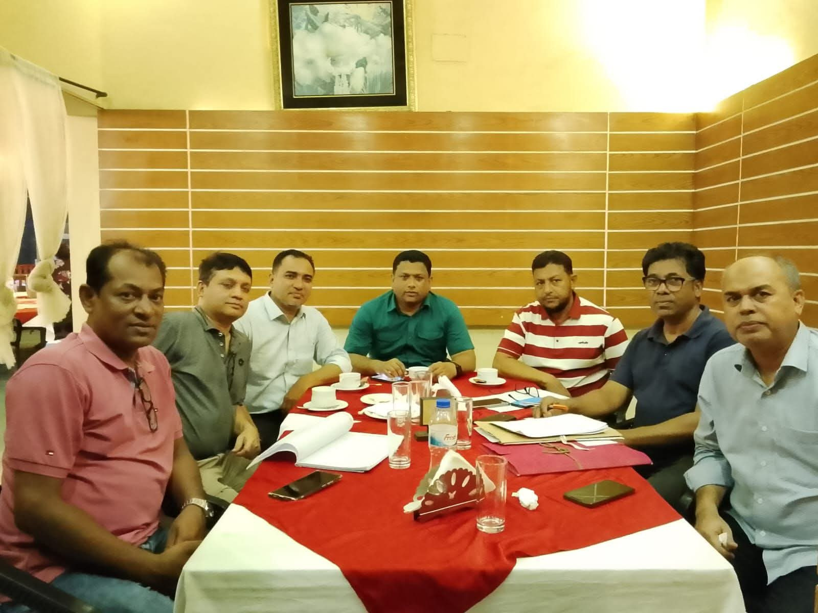 কক্সবাজারে প্রধানমন্ত্রীর সফরের প্রস্তুতি চলাকালে যুবলীগ নেতার সাথে বিএনপি-জামায়াত নেতাদের চাঞ্চল্যকর গোপন বৈঠক