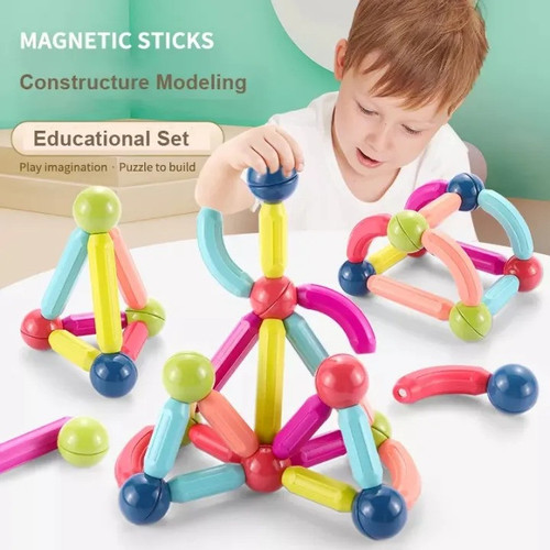 Magnetic blocks building play