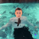 1832614658.gif