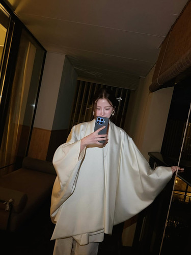 baifernbah 50907cb69e1749c8aac90cfbdd32e1f8.jpg