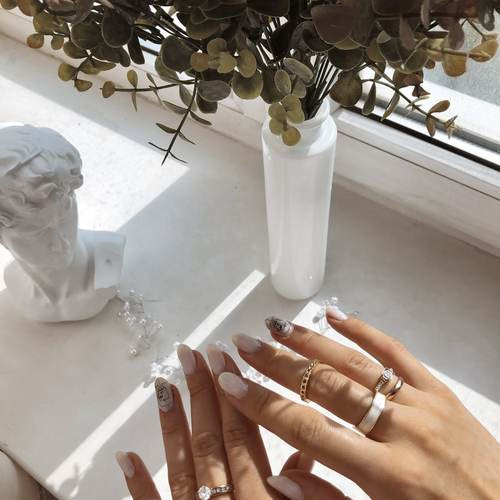 g hands flowers.jpg
