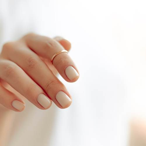 g nails white.jpg