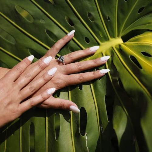 g nails ring.jpg