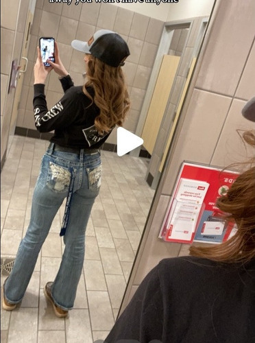 Bathroom mirror behind.jpg