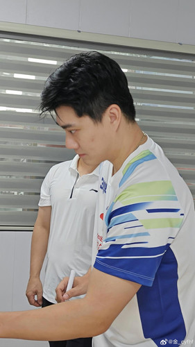 008uNZ74gy1ie3d1w5r7dj31o02yond3.jpg