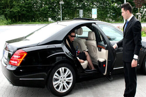 Best Cab Service in Perivale.jpg