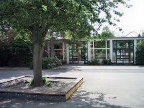 schulhof.jpg